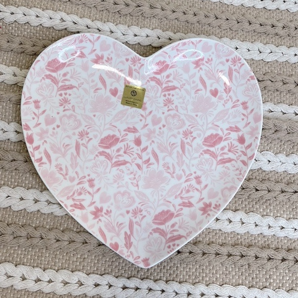 Eaton Fine Dining Pink Floral Heart Serving Plate